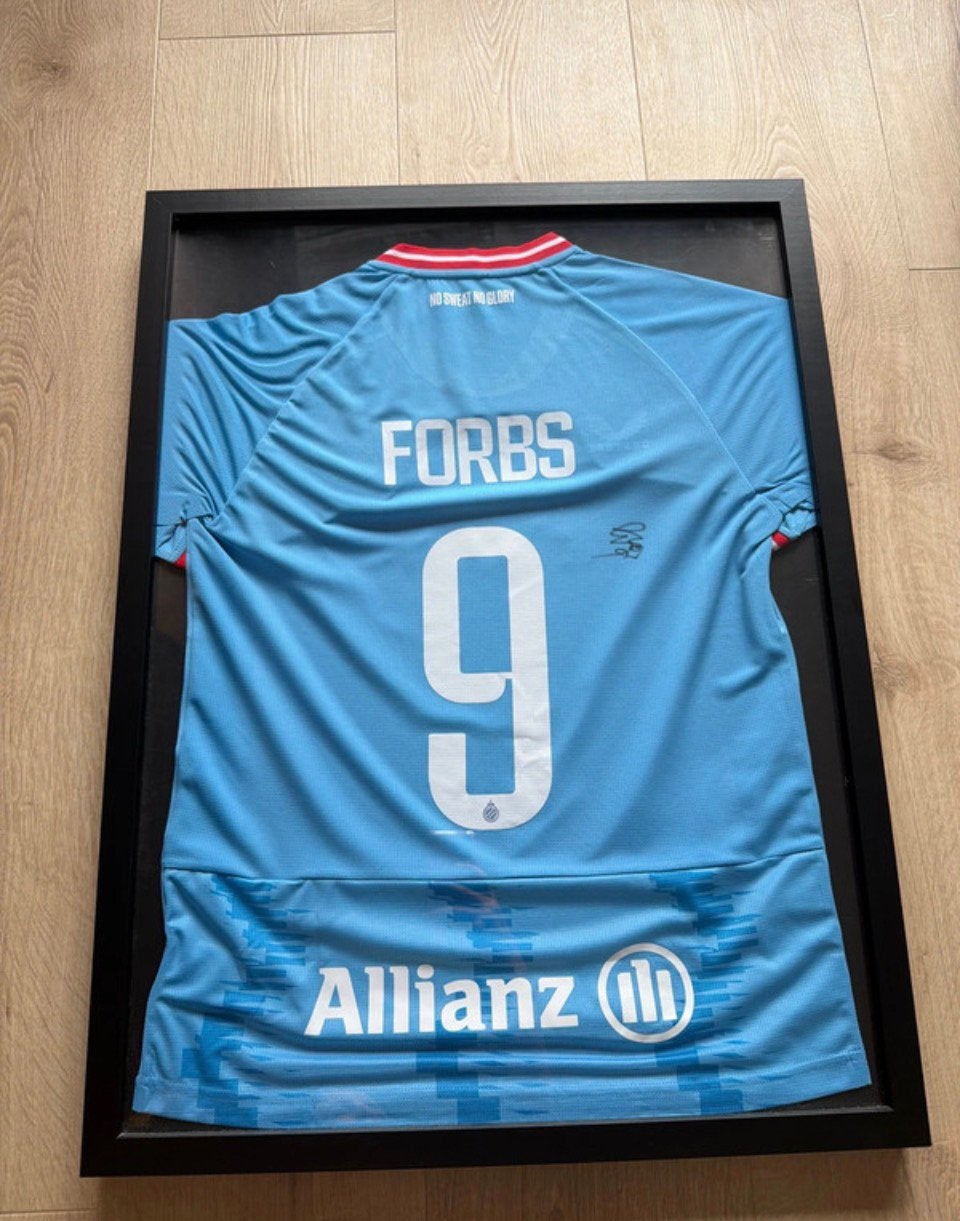 Gesigneerd shirt van Carlos Forbs, Sport en Fitness, Voetbal, Ophalen of Verzenden, Zo goed als nieuw, Shirt
