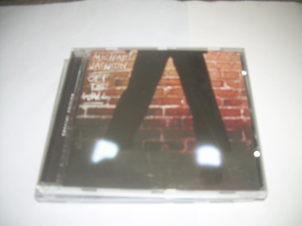 CD - MICHAEL JACKSON - OFF THE WALL, CD & DVD, Enlèvement ou Envoi, 1980 - 1989, Comme neuf