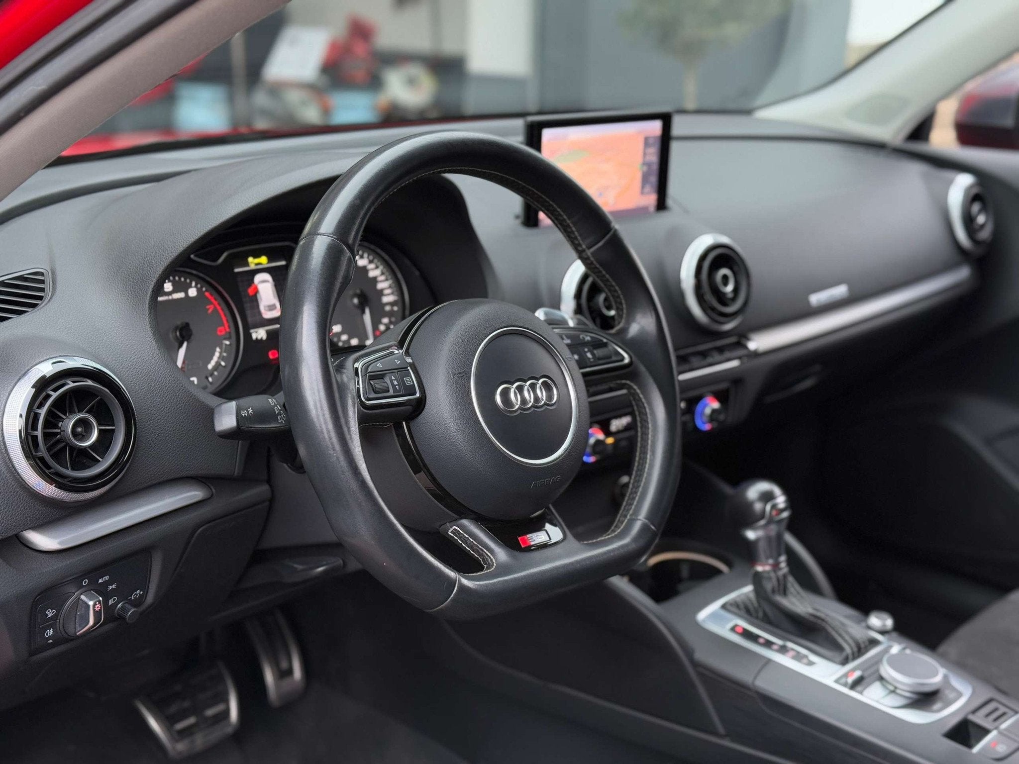 AUDI S3 2.0 TFSI 300ch QUATTRO SPORTBACK BVA S-TRONIC Sièges sport