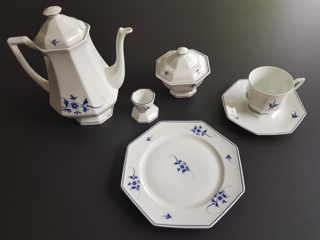40 jaar oud servies in perfecte staat, Ophalen, Zo goed als nieuw