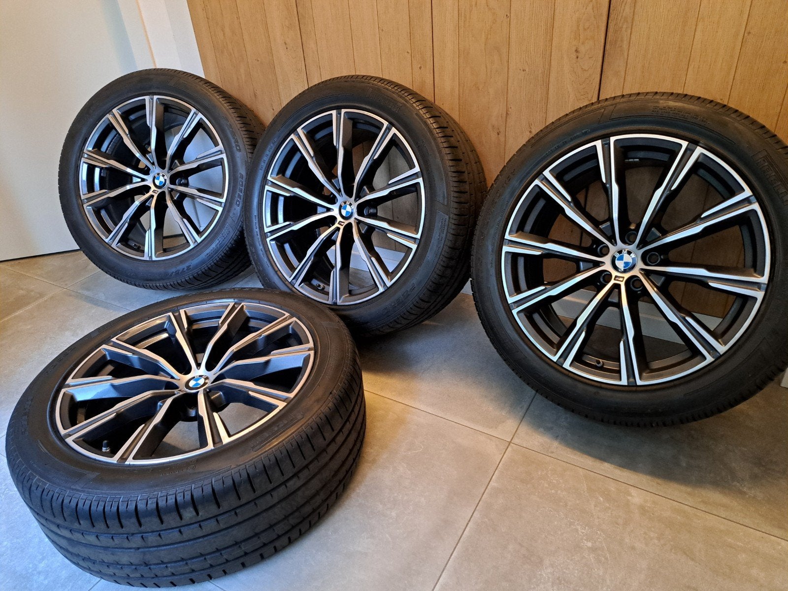 Jantes d'origine BMW X5/X6 740M 20" + pneus Pirelli P Zero, Enlèvement, 20 pouces, Pneu(s)