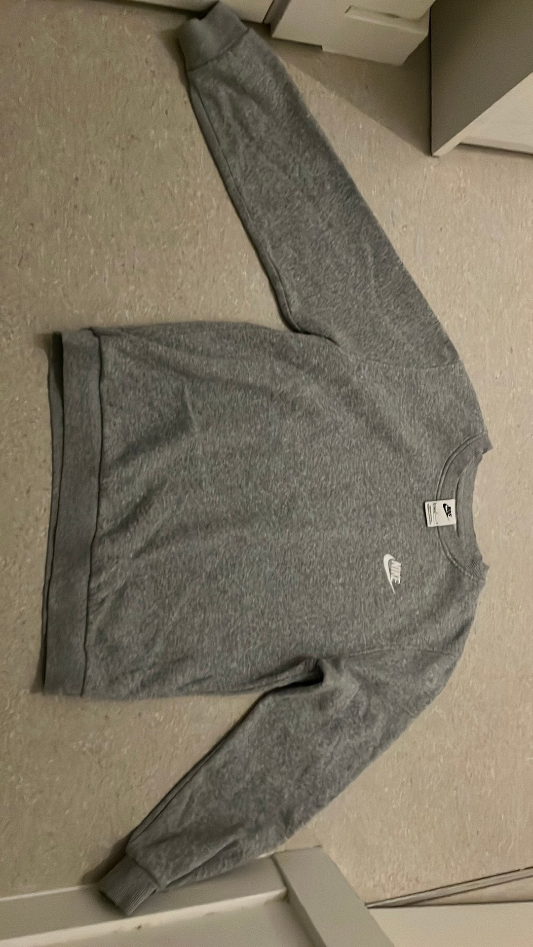 Ensemble nike gris, Enlèvement, Porté, Gris