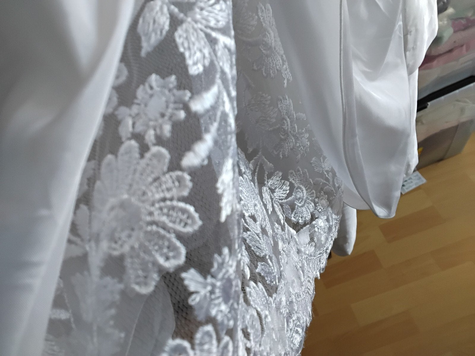 2 robes pour filles...mariage ou communion, Kleding | Dames, Ophalen, Sans marque, Wit, Bruidsmeisjeskleding
