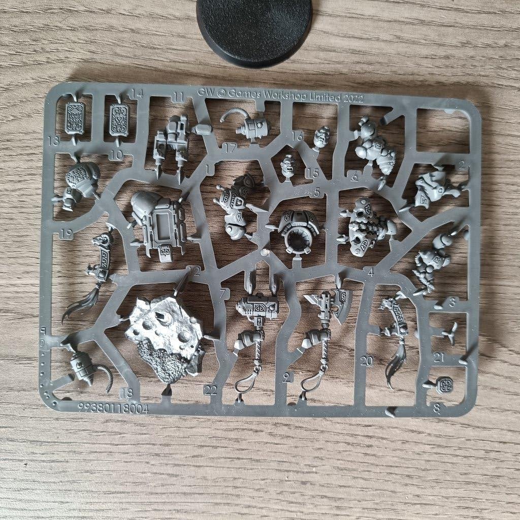 Warhammer 40k - Leagues of Votann - Einhyr Champion, Ophalen of Verzenden, Zo goed als nieuw, Warhammer 40000, Figuurtje(s)