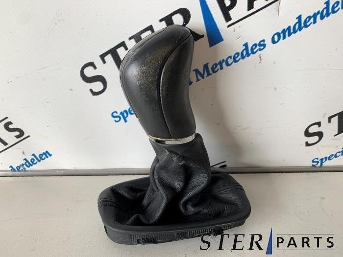 Enveloppe levier de vitesse d'un Mercedes C-Klasse, 3 mois de garantie, Utilisé, -, -