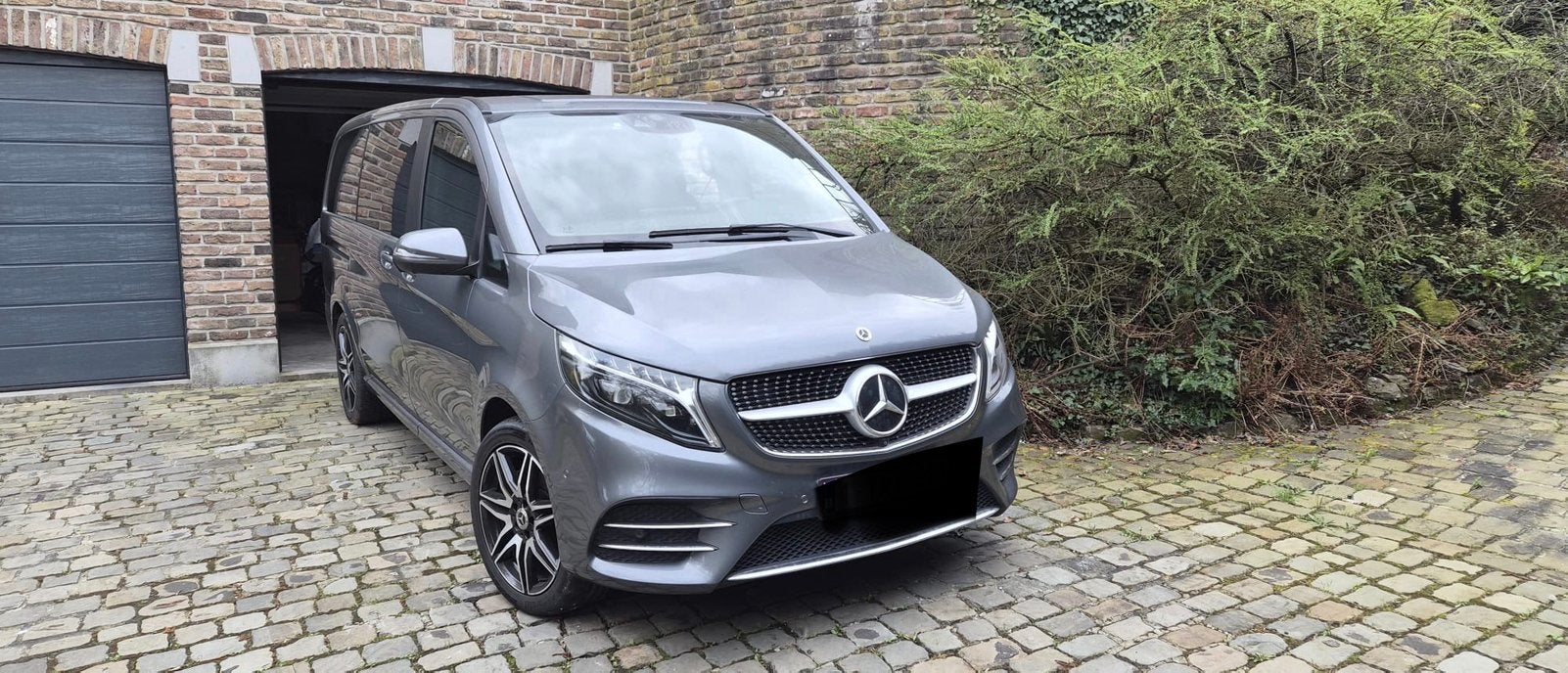 V300d Utilitaire 5 places 4x4 + Airmatic TVA récupérable, Autos, Mercedes-Benz, Argent ou Gris, Euro 6, Commande vocale, Entretenue par le concessionnaire