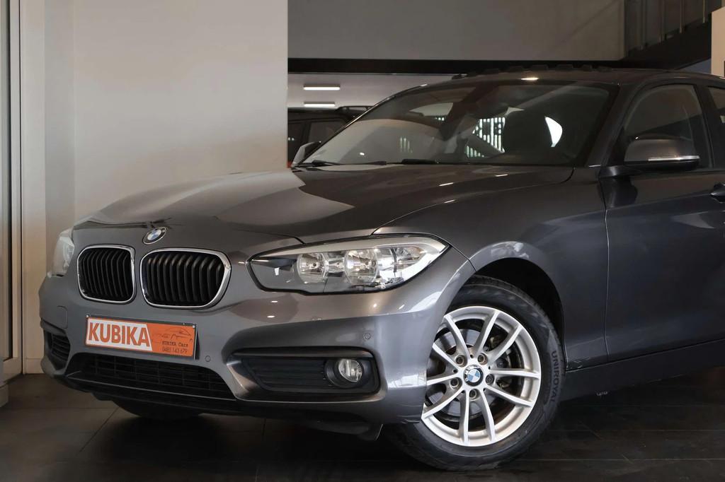 BMW 1 Serie 116 116i Navi CruiseC Open Dak Garantie*, Gebruikt, 5 deurs, 3 cilinders, Zilver of Grijs