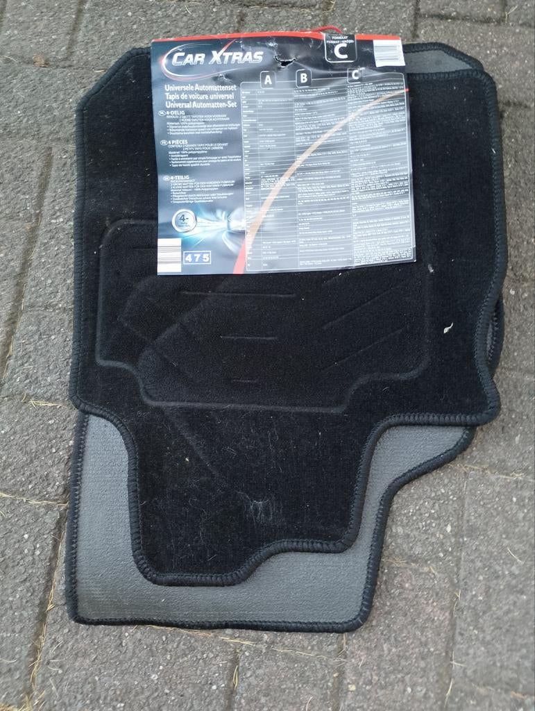 Ford fiesta 2002-2008 tapijten echt gratis Gent 10sets nieuw, Ophalen, Nieuw