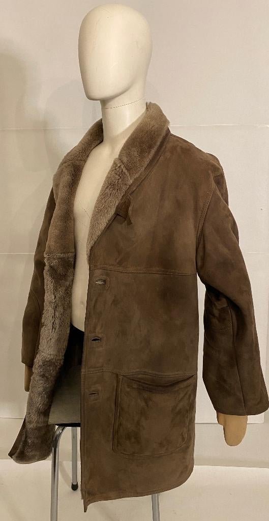 Manteau en mouton retourné en bon état. Taille L., Enlèvement ou Envoi, Porté, Taille 52/54 (L)