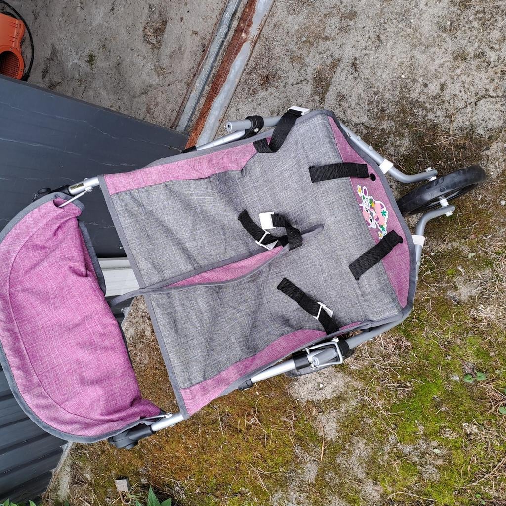 Poppen buggy, Kinderen en Baby's, Buggy's, Ophalen, Zo goed als nieuw