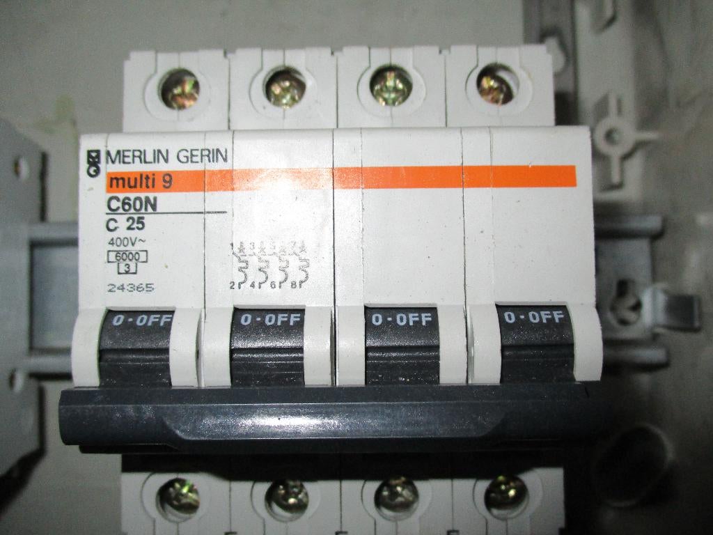 Fusible automatique, Enlèvement