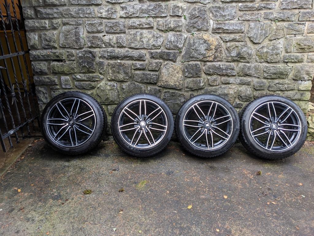 4 jantes alu 17 pouces avec pneus hiver, Autos : Pièces & Accessoires, Pneus et Jantes, Pneus hiver, Véhicule de tourisme, 205 mm