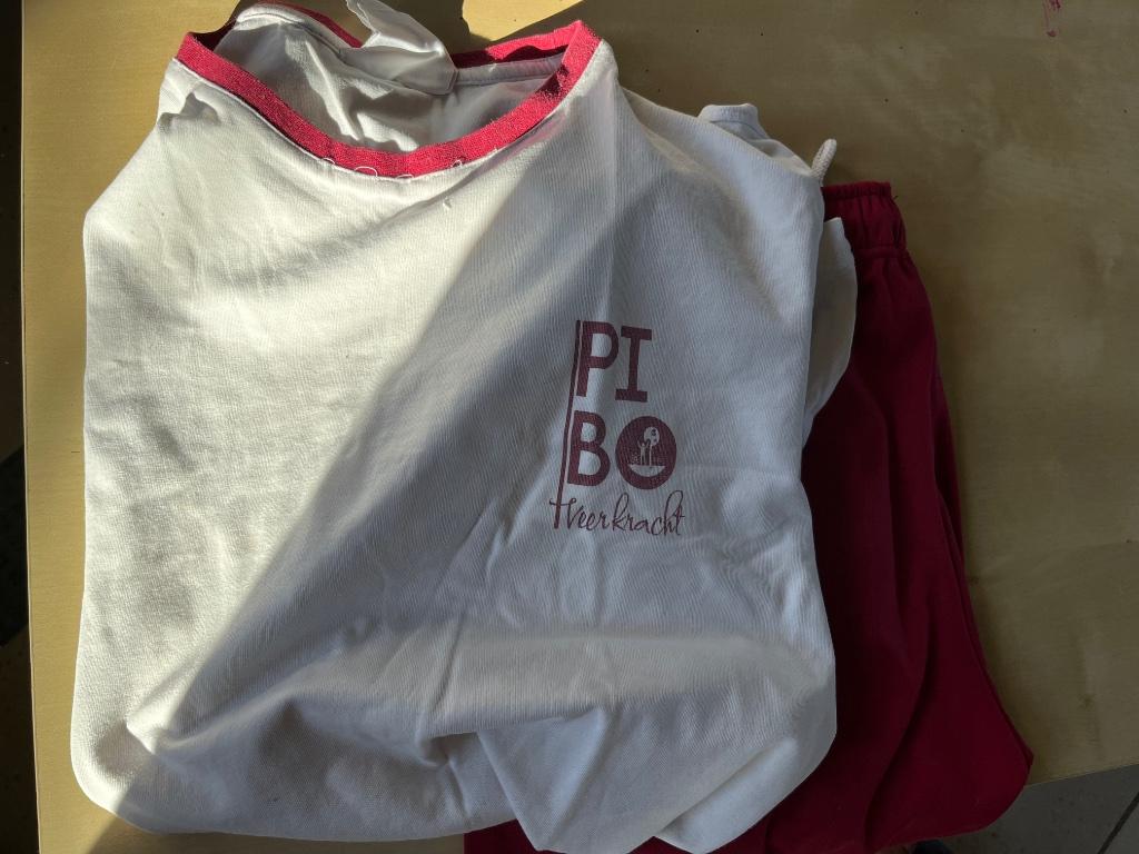 Pibo sportkledij, Ophalen of Verzenden, Gebruikt, Jongen of Meisje, Broek