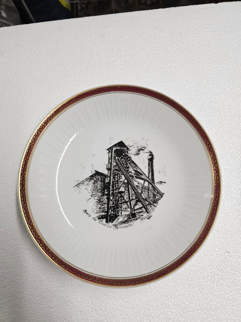 Assiette décorative "Bois du Cazier Marcinelle", Ophalen