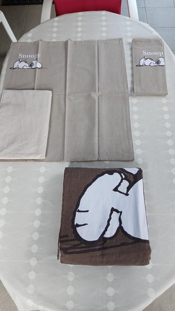 dekbedovertrek Snoopy + toebehoren-zie omschrijving, Huis en Inrichting, Ophalen of Verzenden, Zo goed als nieuw, Dekbedovertrek