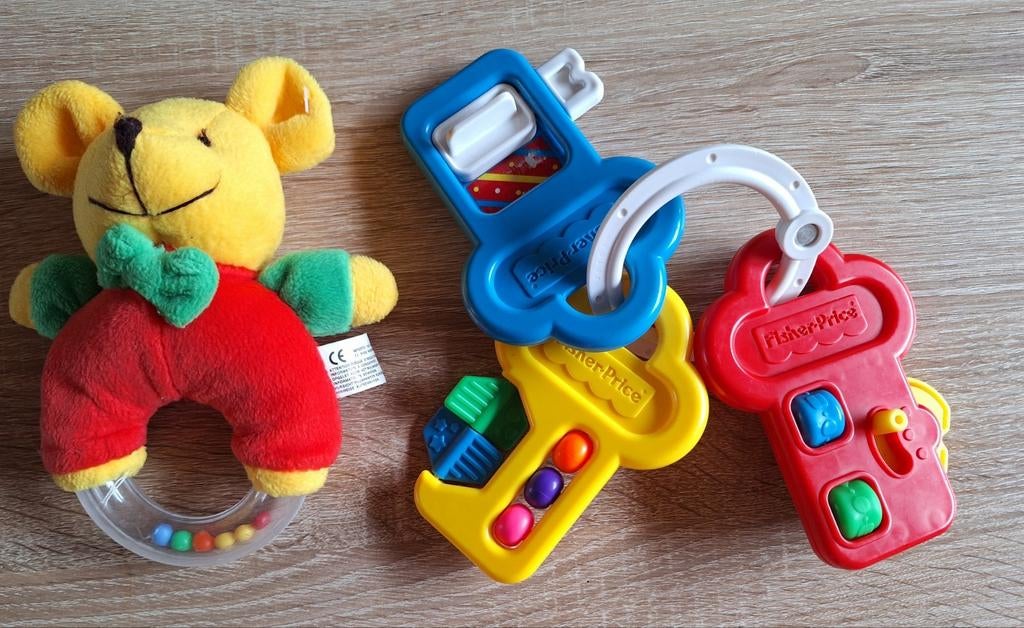 Fisher-Price  educatieve sleutels+ gratis ratelbeertje erbij, Ophalen of Verzenden, Zo goed als nieuw, Overige typen