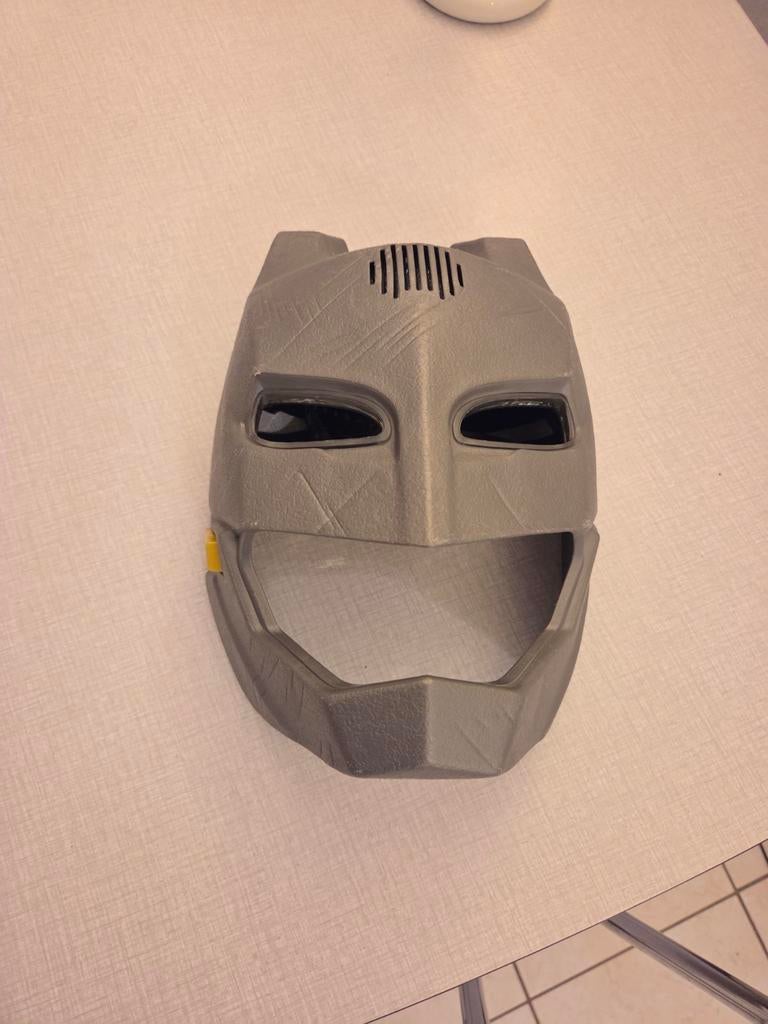 .Batman vs.Superman voice changing mask., Ophalen of Verzenden, Zo goed als nieuw