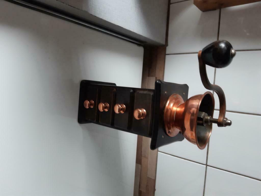 5 antieke koffiemolens, Antiek en Kunst, Curiosa en Brocante, Ophalen