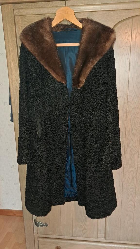 Manteau astrakan ancien, Vêtements | Femmes, Grandes tailles, Enlèvement