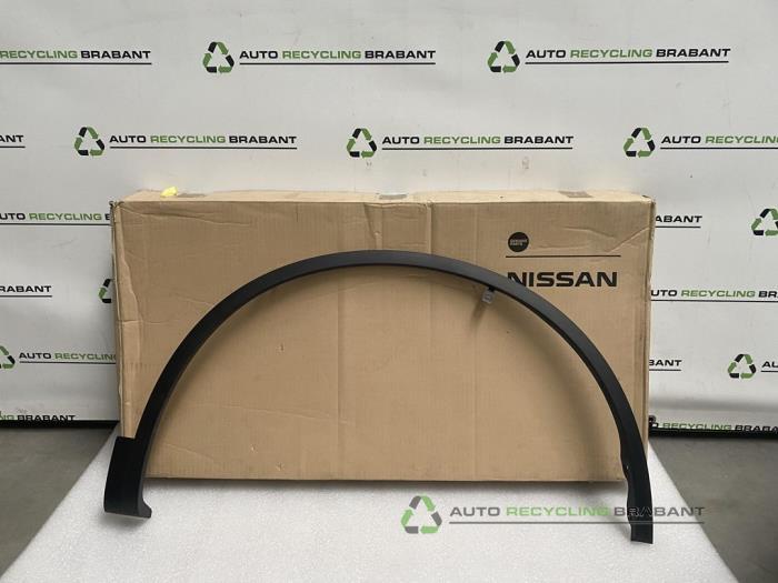 Extension garde-boue d'un Infiniti FX, -, 3 mois de garantie, Utilisé, -