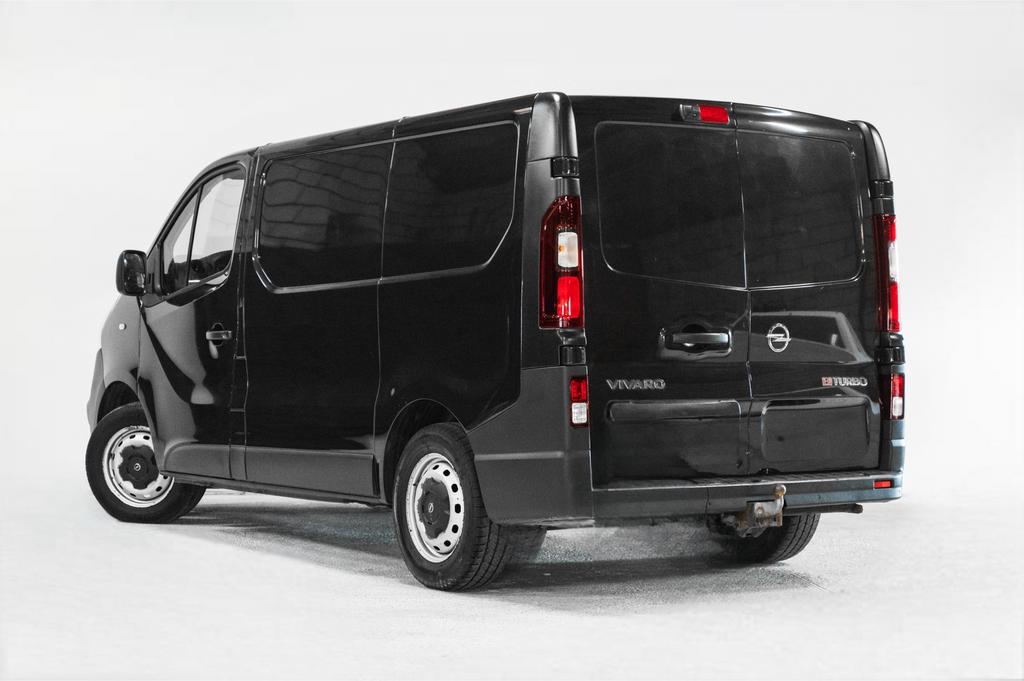 Opel Vivaro 2019 zwart biturbo, Auto's, Euro 6, Zwart, Bedrijf, Te koop
