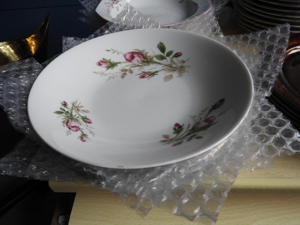 4 assiettes creuses porcelaine Bavaria Qualitäts-Porzellan, Antiquités & Art, Enlèvement