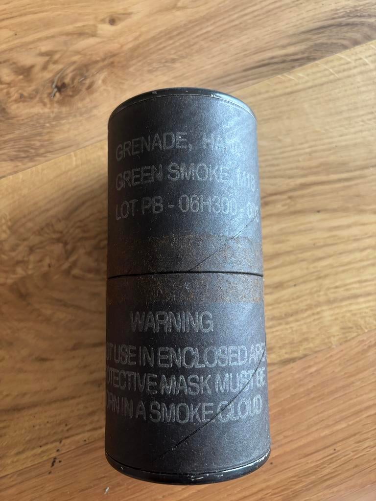 M18 smoke grenade container LEEG, Verzamelen, Ophalen of Verzenden