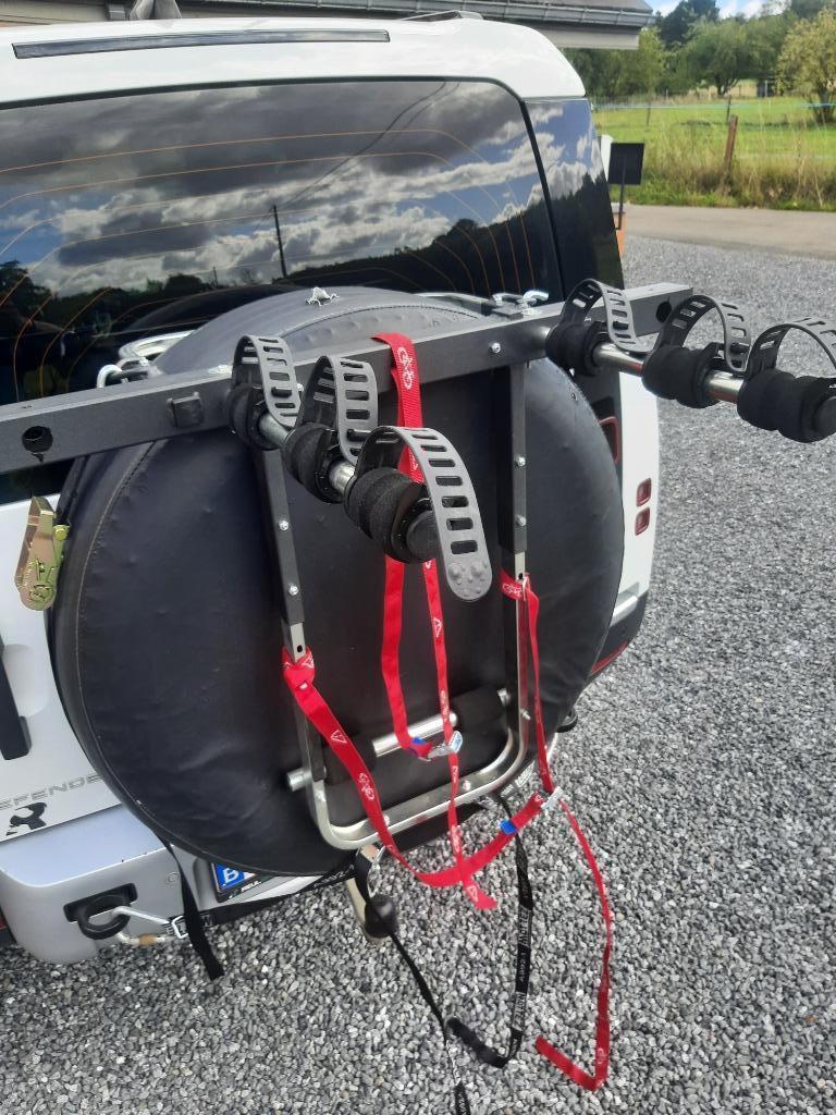 4x4 fietsenrek op het achterwiel, Auto diversen, Fietsendragers, Ophalen, 3 fietsen of meer, Brede banden, Zo goed als nieuw