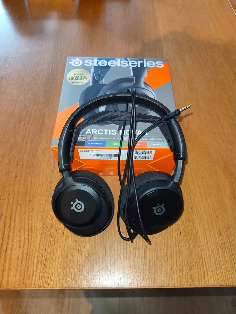 Série Steelseries Arctis Nova 1, Enlèvement, Utilisé, Filaire, Overige merken