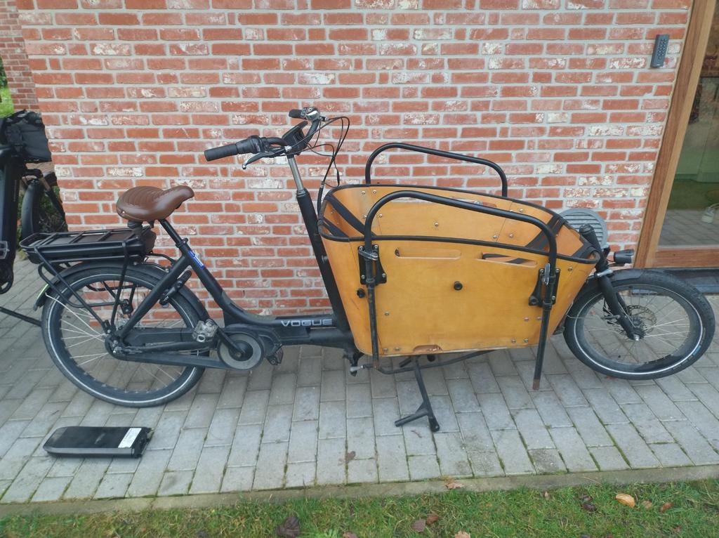 Elecktrische bakfiets Vogue carry 2 met nieuwe batterij, Fietsen en Brommers, Fietsen | Bakfietsen, Ophalen, Gebruikt, Huif
