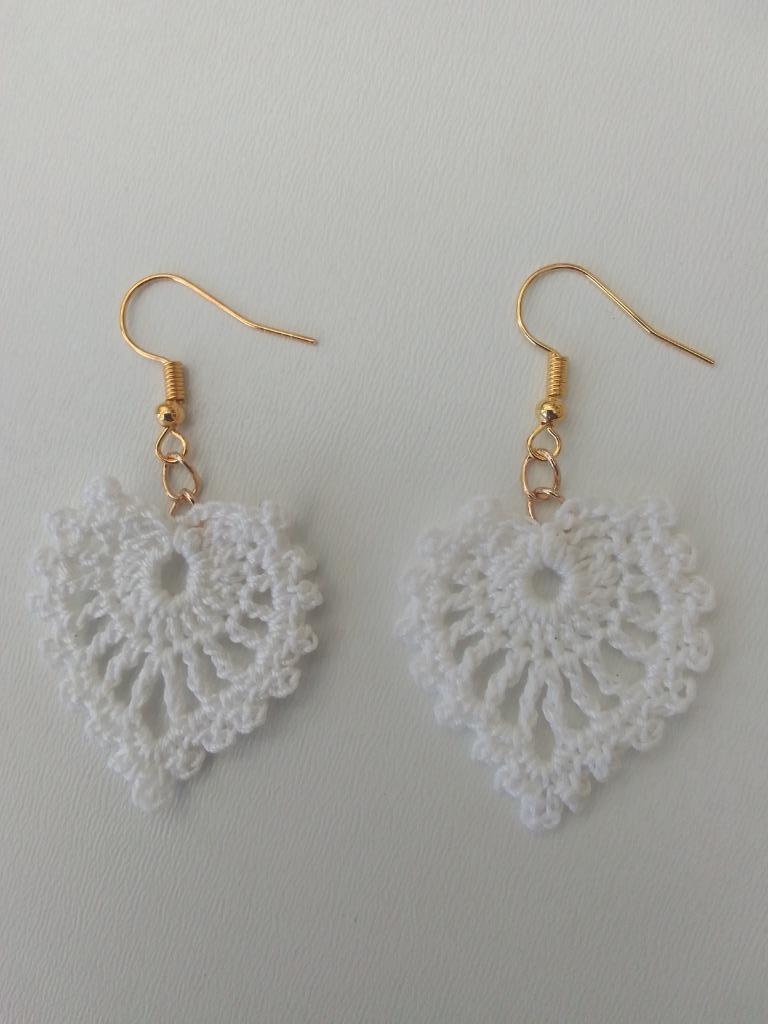 Boucles d'oreilles au crochet, Neuf, Enlèvement ou Envoi, Autres matériaux, Blanc