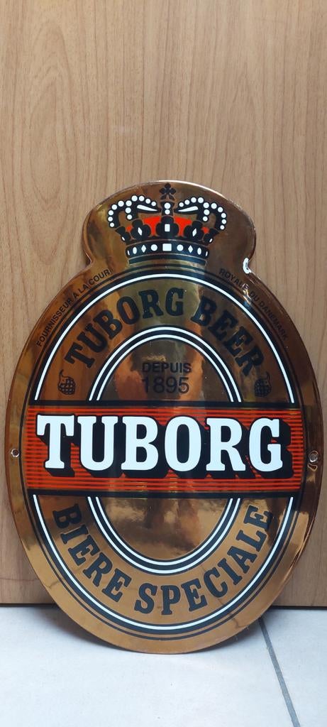 Assiette à bière émaillée Tuborg, Collections, Enlèvement ou Envoi, Comme neuf, Panneau, Plaque ou Plaquette publicitaire, Autres marques