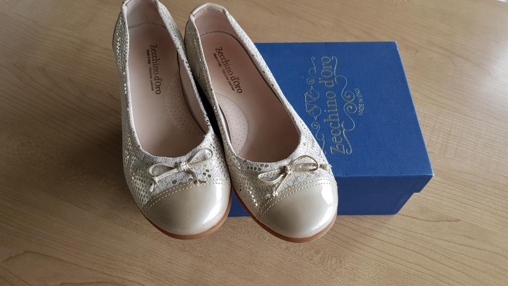 Ballerina's Zecchino d'Oro beige maat 37, Meisje, Schoenen, Ophalen of Verzenden, Zo goed als nieuw
