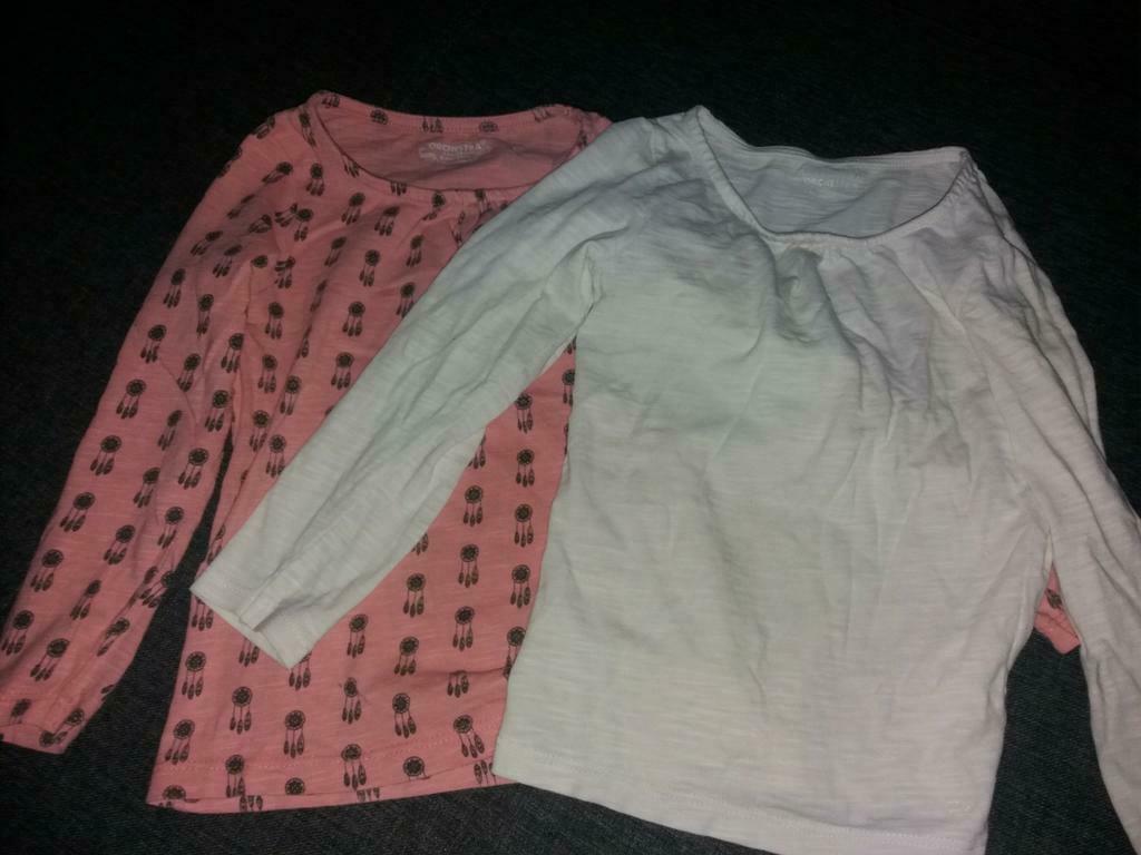 Lot 2 t shirt fille 3 ans T98, Enfants & Bébés, Vêtements enfant | Taille 98, Comme neuf, Fille, Chemise ou À manches longues