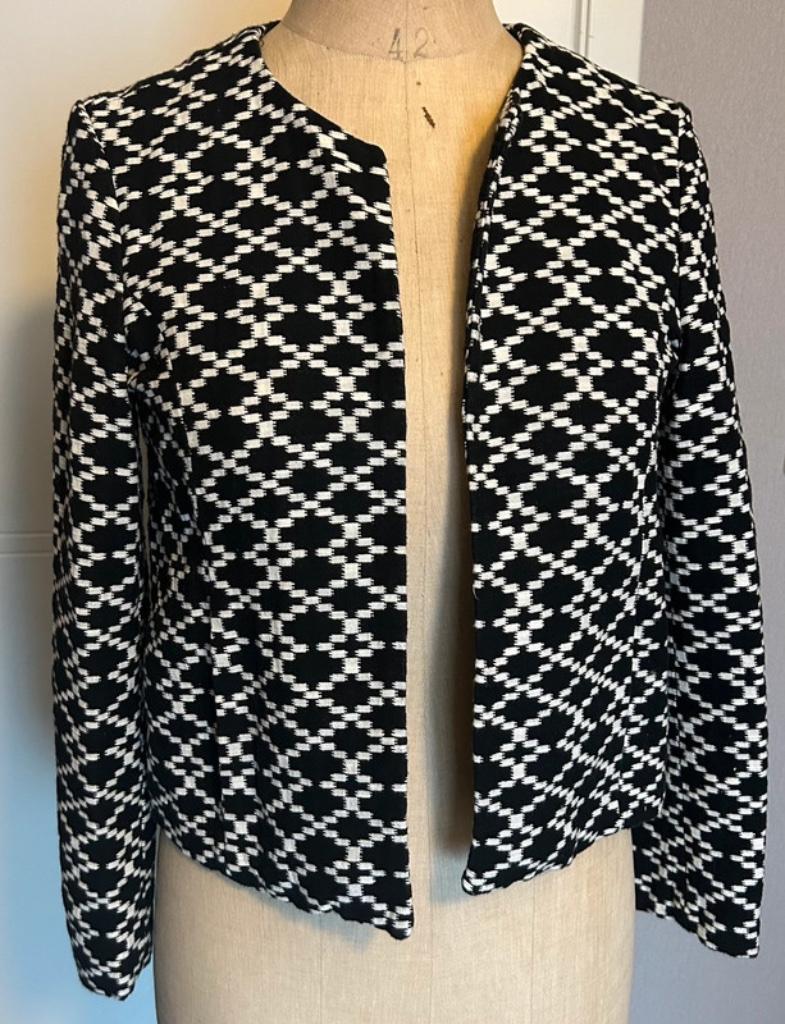 Mooi vestje van Mango, Verzenden