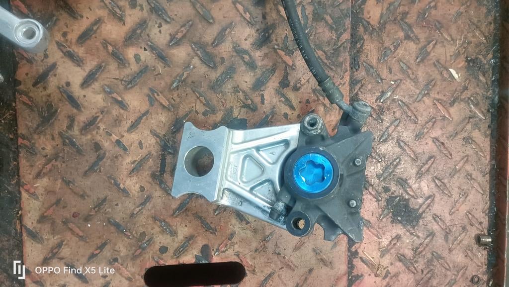 Yamaha R6/R1 achterste remklauw, Ophalen of Verzenden