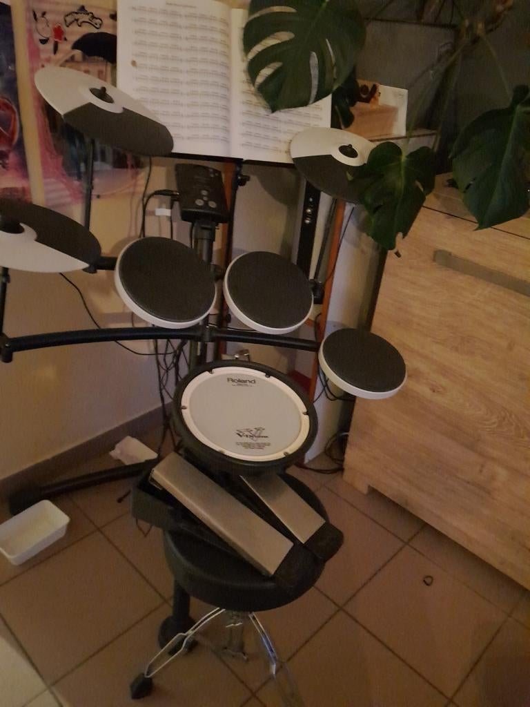 E drum Roland met versterker, Musique & Instruments, Enlèvement, Roland