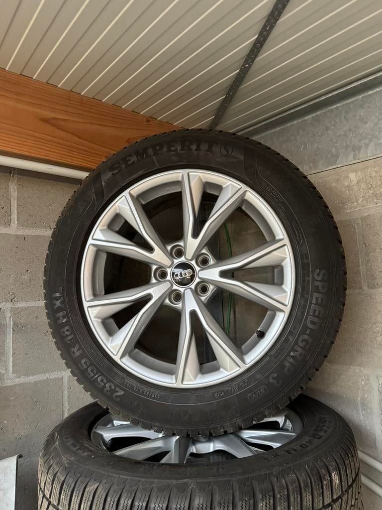 Winterset Audi Q3 235/55r18 104H M+S, Autos : Pièces & Accessoires, Pneus & Jantes, Enlèvement, Pneu(s)