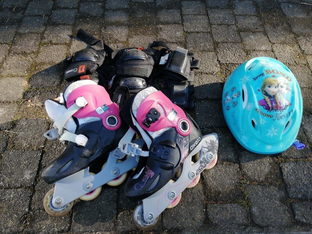 Rollers Oxelo 30-32 avec set de protections, Enlèvement ou Envoi, Comme neuf
