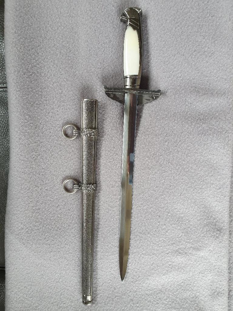 Duitse dolk officier WOII, Ophalen of Verzenden, Mes of Dolk