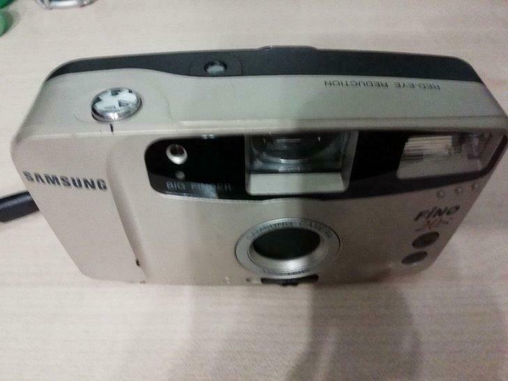 Appareil photo Samsung argentique avec anti yeux rouges, TV, Hi-fi & Vidéo, Enlèvement ou Envoi, Utilisé, Samsung