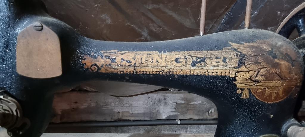 Machine à coudre Singer Vintage, Antiquités & Art, Antiquités | Machines à coudre, Enlèvement ou Envoi