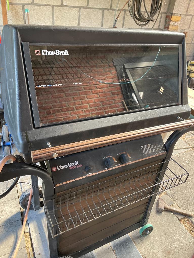 BBQ LAVASTEEN CHAR-BROIL, Made in USA, Ophalen, Gebruikt, Overige merken, Met accessoires