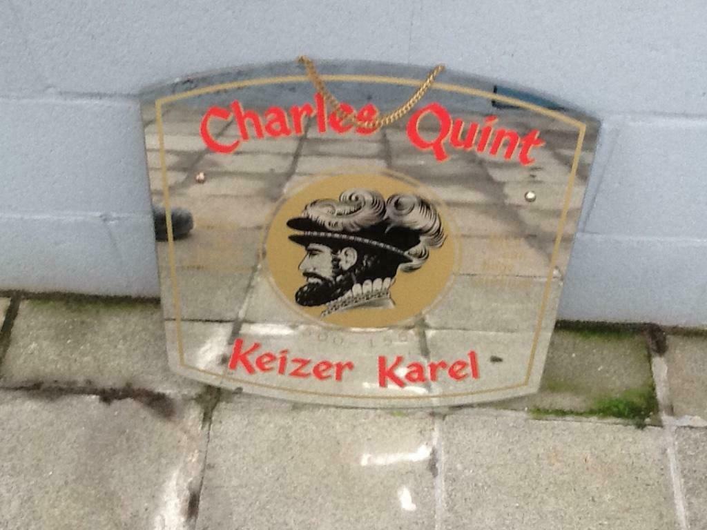 Spiegel Keizer Karel, Ophalen, Gebruikt