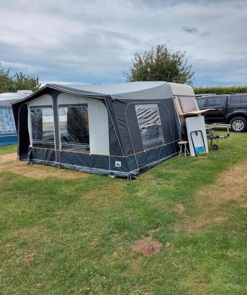 Dorema voortent, Ophalen, Zo goed als nieuw, Dorema