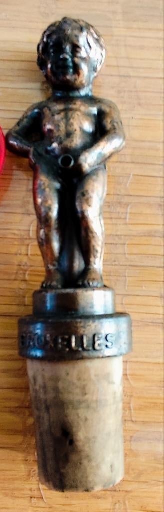 Verzamelaar Old Manneken en Bruxelles pour cork, Verzamelen, Ophalen of Verzenden