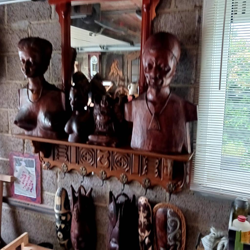 houtwerk div soorten:kunst en antiek, Enlèvement