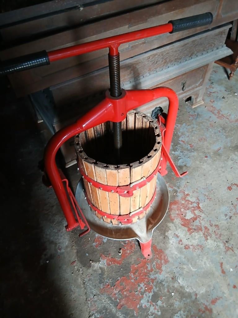 pressoir à vin, Enlèvement, Comme neuf
