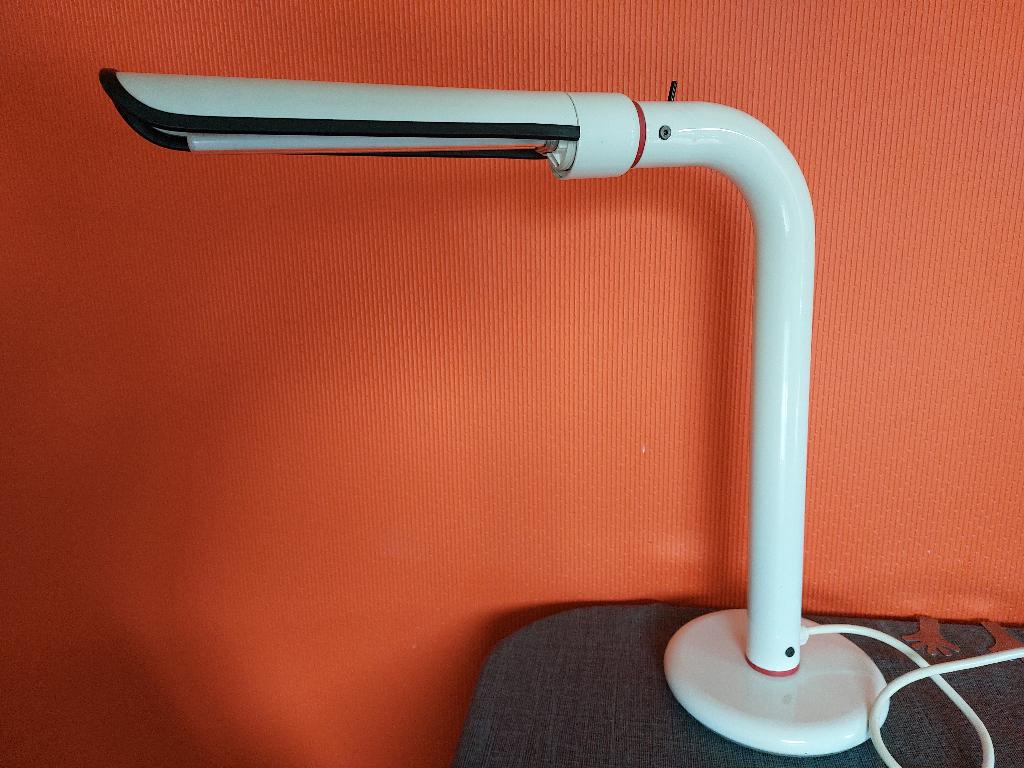 lampe de bureau, Enlèvement