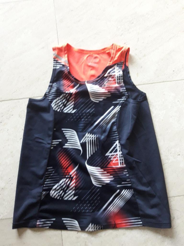 Kalenji Decathlon T-shirt 133-142, Overige merken, Ophalen of Verzenden, Zo goed als nieuw, Kleding